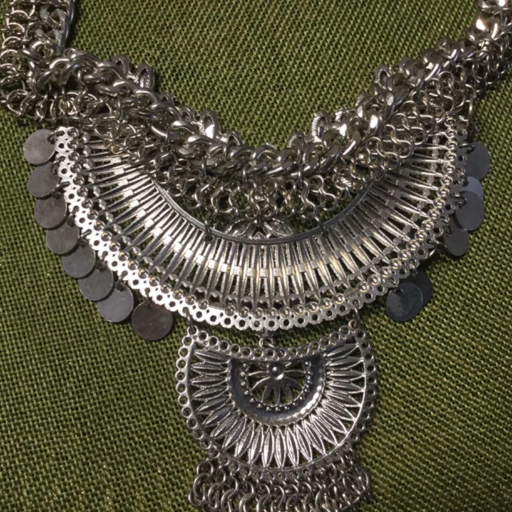 Prom/Wedding Rhinestone Collar Necklace - Picture 9 of 13